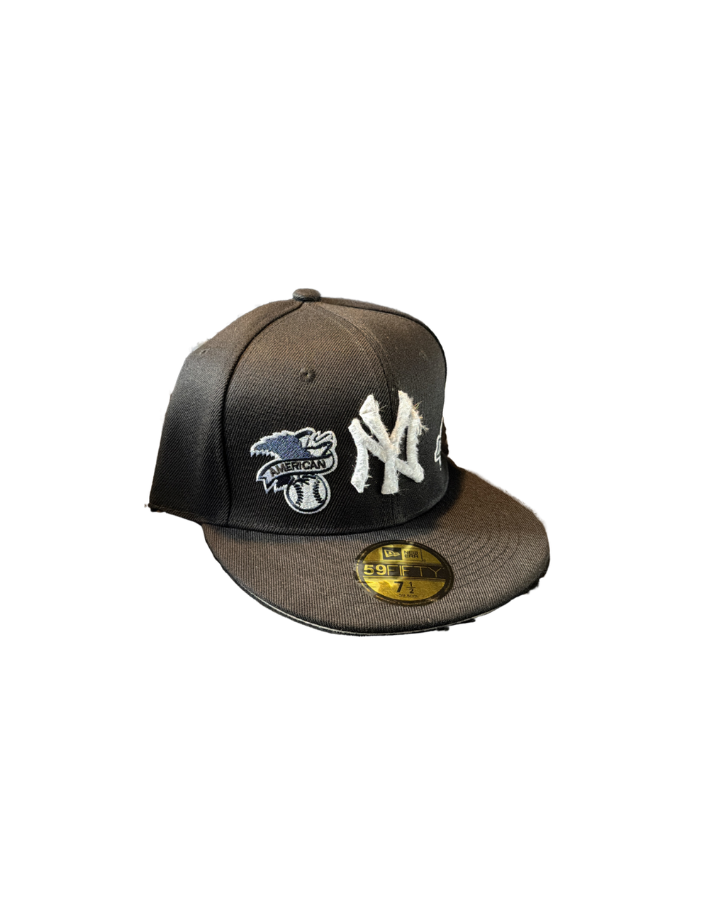Black Distress New York Yankees Fitted Cap